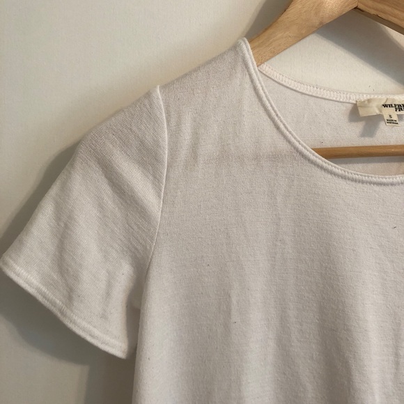 Wilfred Free (Aritzia) Flowy White T shirt - Picture 2 of 3